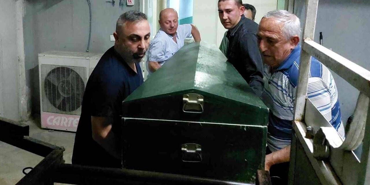 Asker torununun yemin töreninde kalbine yenik düştü