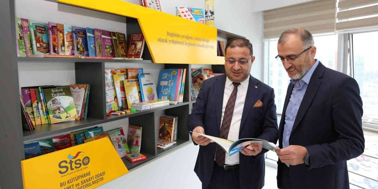 Hastanede yatan minikler için kütüphane yapıldı