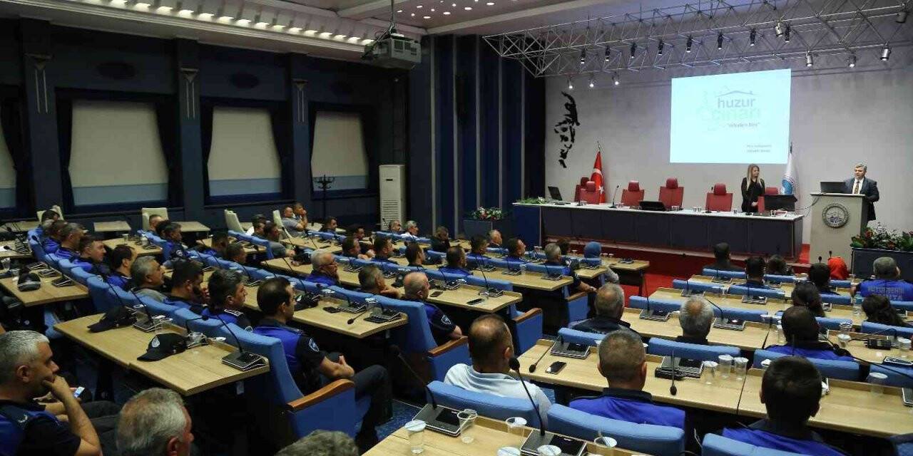 Büyükşehir’in hizmet içi eğitim seminerleri sürüyor