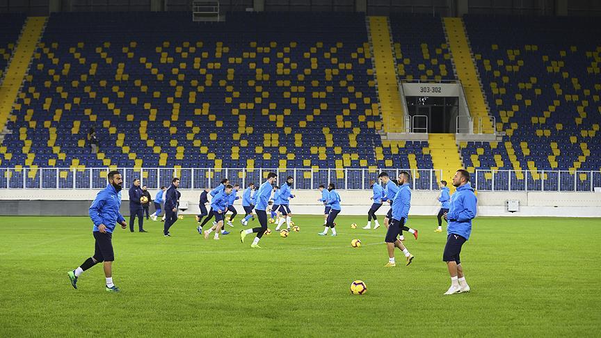 Süper Lig'e yükselen MKE Ankaragücü, 11 futbolcuyla yollarını ayırdı