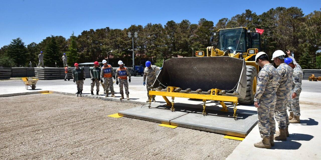 Pist Çabuk Onarım Tatbikatı yapıldı