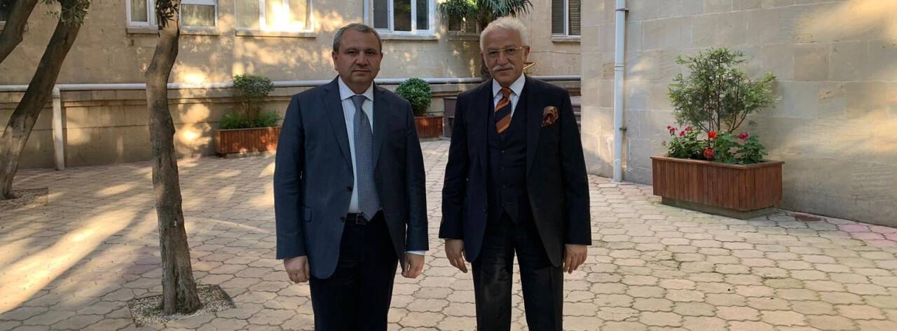 NEÜ Rektörü Zorlu, BSU Rektörü Babayev ile görüştü