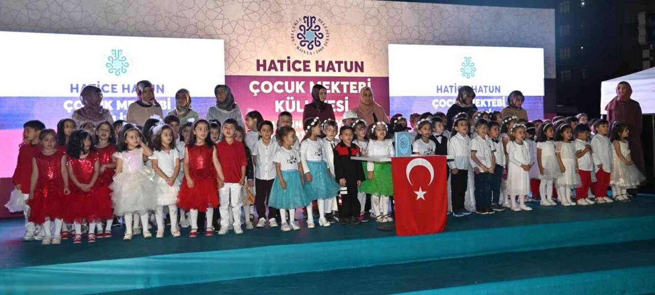 Hatice Hatun Külliyesi Çocuk Mektebi’nde mezuniyet heyecanı