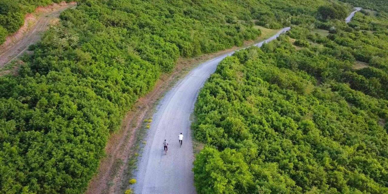 Tatvan’daki rota, bisiklet tutkunlarına doğa ile iç içe bir seyahat sunuyor