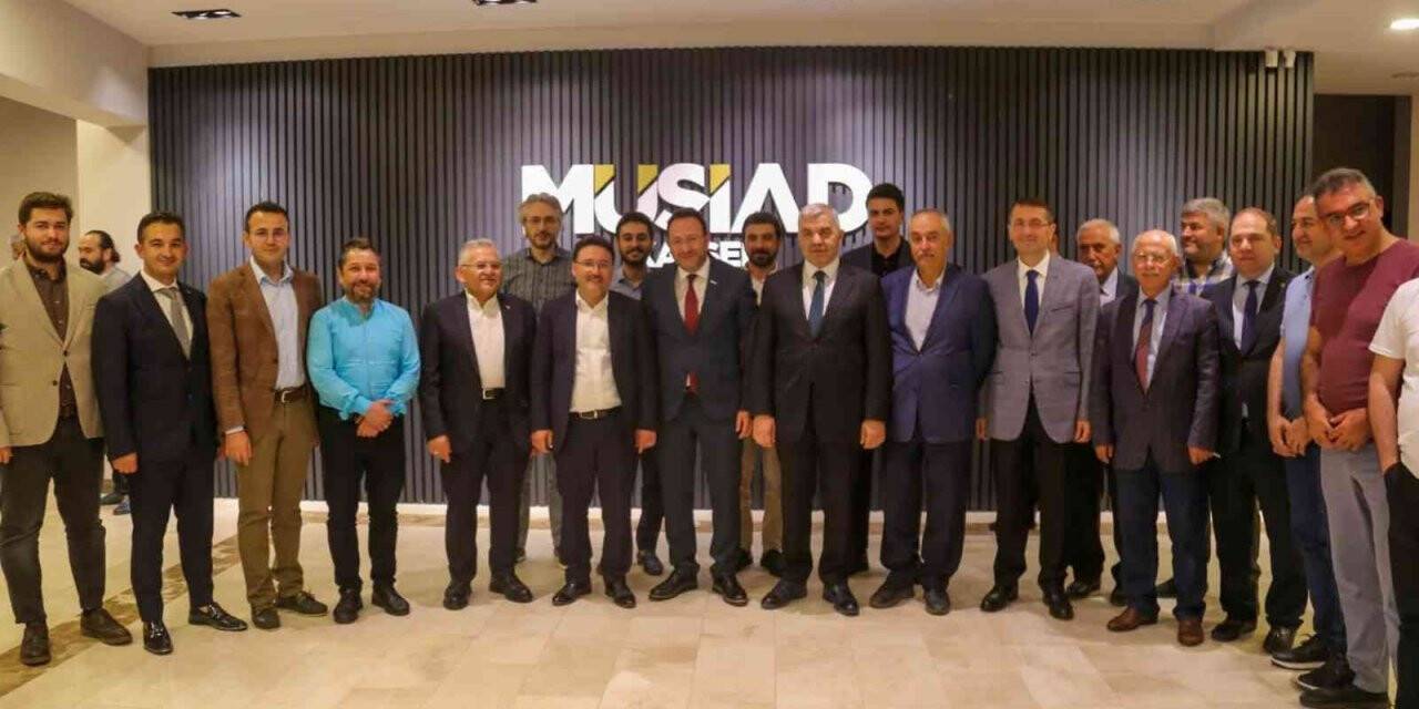 Vali Çiçek, MÜSİAD Kayseri Şubesi’nin Genişletilmiş İstişare Toplantısına katıldı