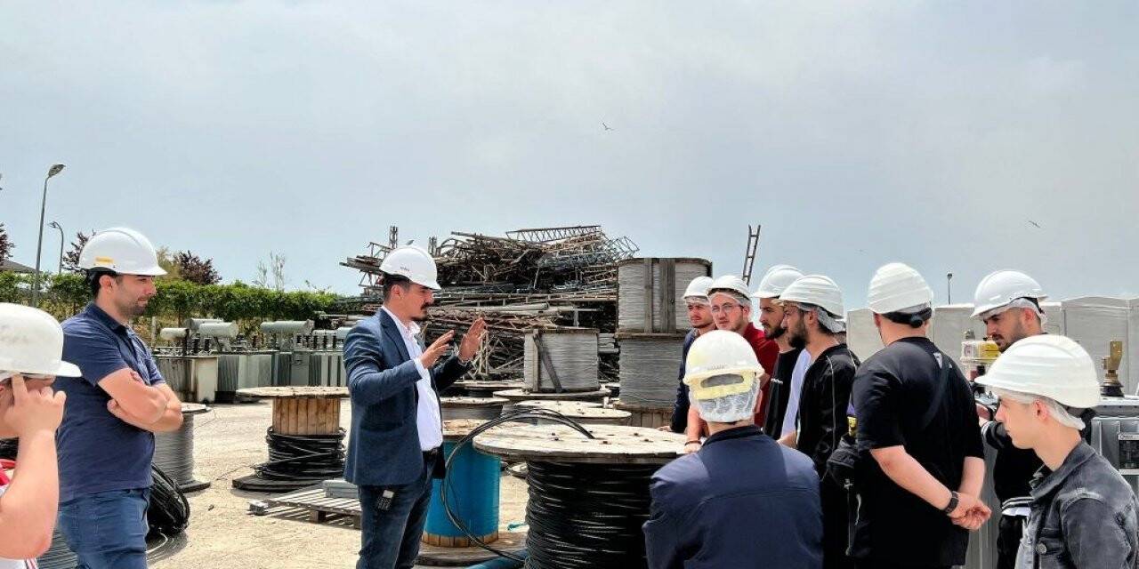 Elektrik tekniker adayı öğrencilerden teknik gezi