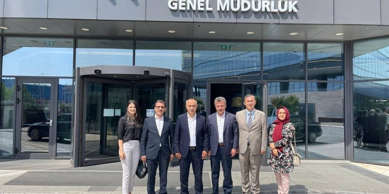 Başarılı öğrencilere yurt dışında staj imkanı