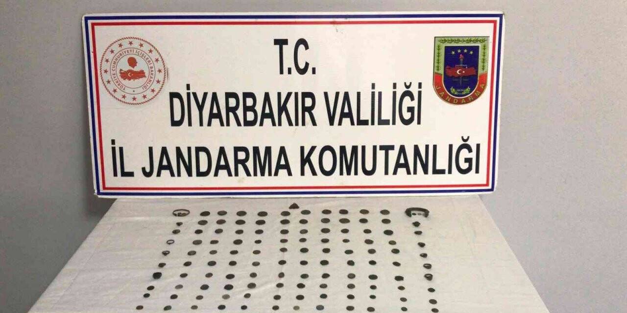 124 adet tarihi eseri 124 bin TL’ye satmaya çalışan şahıslar suçüstü yakalandı
