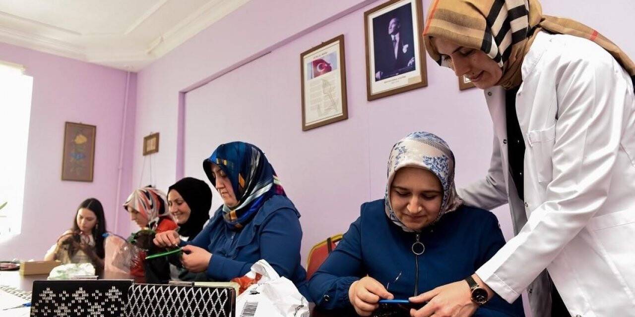 Taşköprülü girişimci kadınların özel tasarım çantaları Almanya’da sergilenecek