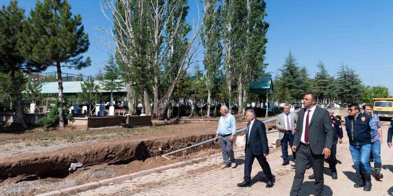 Başkan Büyükkılıç, sel bölgesi Çiftlik’te yaraları sarıyor