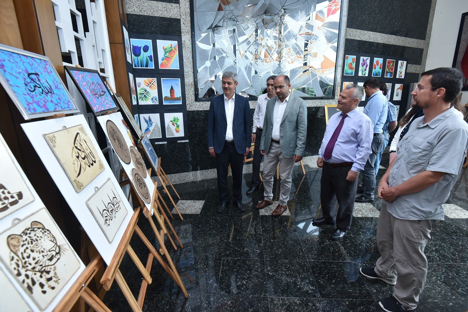 Karatay Belediyesi'nin eğitime ve sanata verdiği destek sürüyor