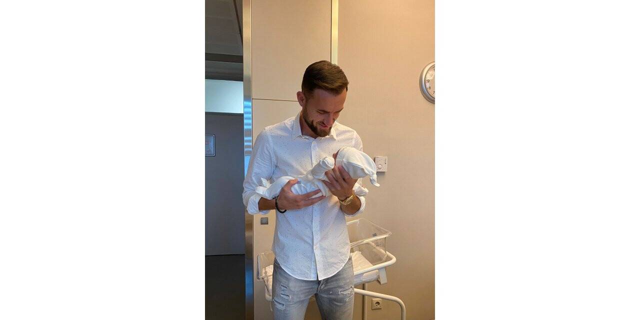 Konyasporlu iki oyuncunun bebekleri dünyaya geldi