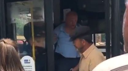 Başkent’te otobüs şoförü ve yolcu birbirine girdi!