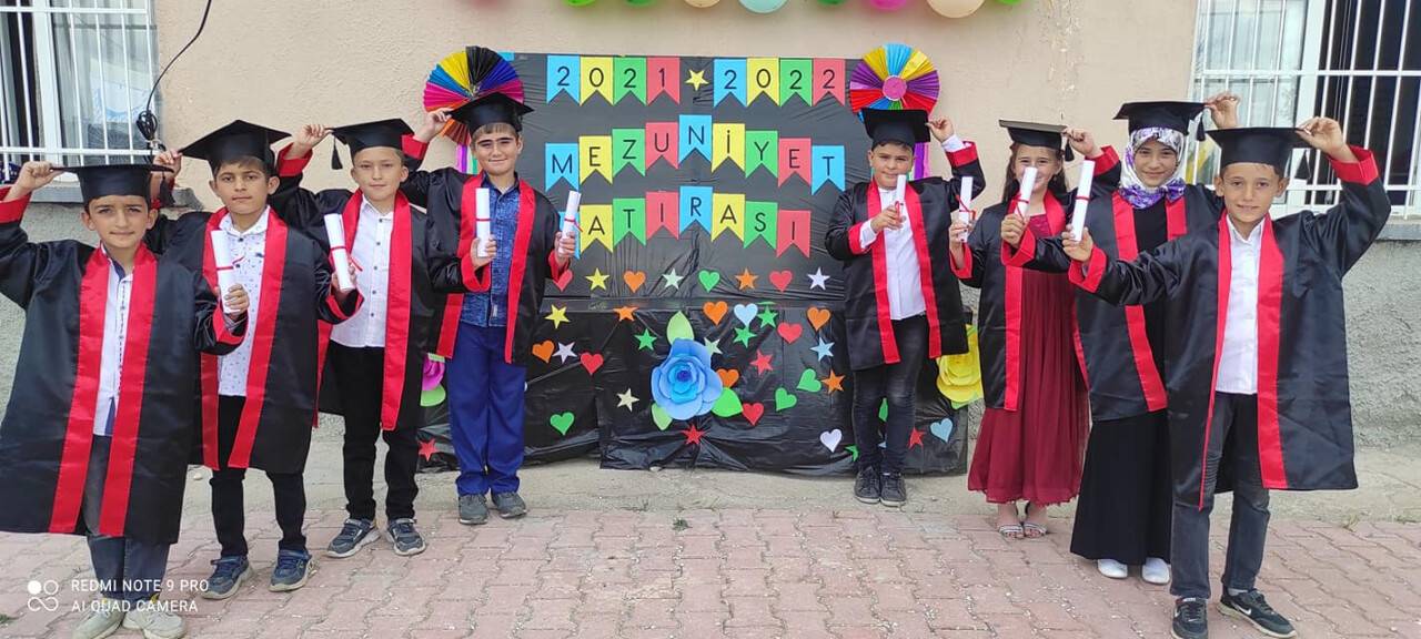 Yavaşlı  İlkokulu’nda mezuniyet coşkusu