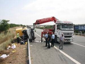 OTOBANDA BARİYER OK GİBİ SAPLANDI, 2 AYAĞI KOPAN İŞÇİ ÖLDÜ