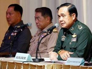 Tayland'da seçimler 2015'te yapılacak