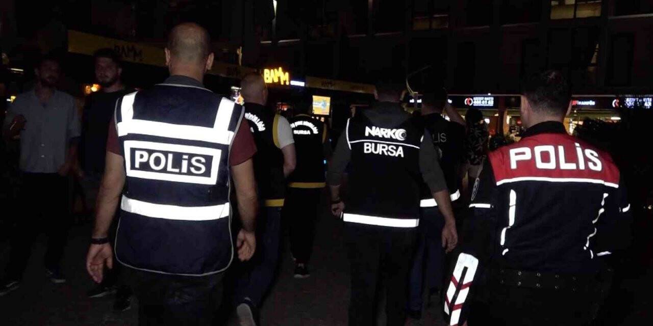Bursa polisinden huzur denetimi; toplam 26 bin 166 lira cezai işlem uygulandı