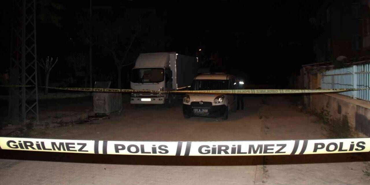 Husumetlilerin karşılaşmasında silahlar konuştu: 2 yaralı