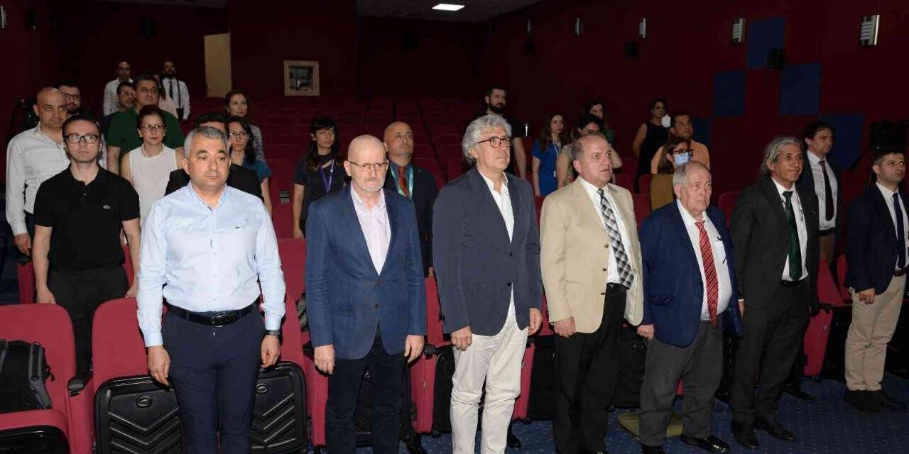 Canlı cerrahi uygulamasını 15 bin cerrah izledi