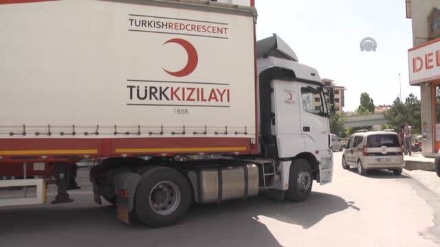 Türk Kızılay'ı Türkmenleri Yalnız Bırakmıyor