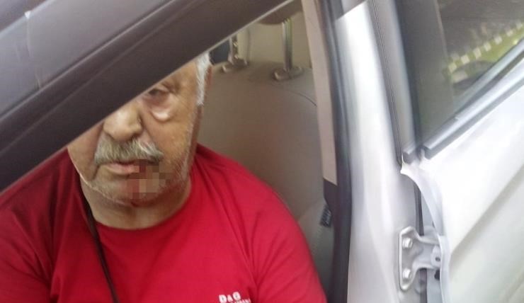 Otobüs şoförü, trafikte tartıştığı engelli Kıbrıs gazisini darp etti
