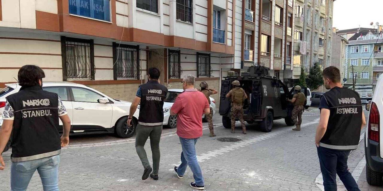 İstanbul’da uyuşturucu tacirlerine helikopter destekli eş zamanlı operasyon