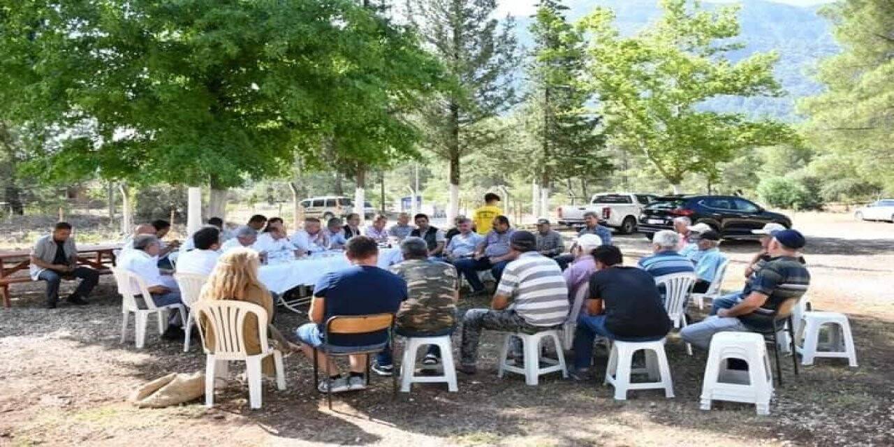 Köyceğiz’de vatandaşın sorunu ‘Halk Toplantıları’nda değerlendiriliyor