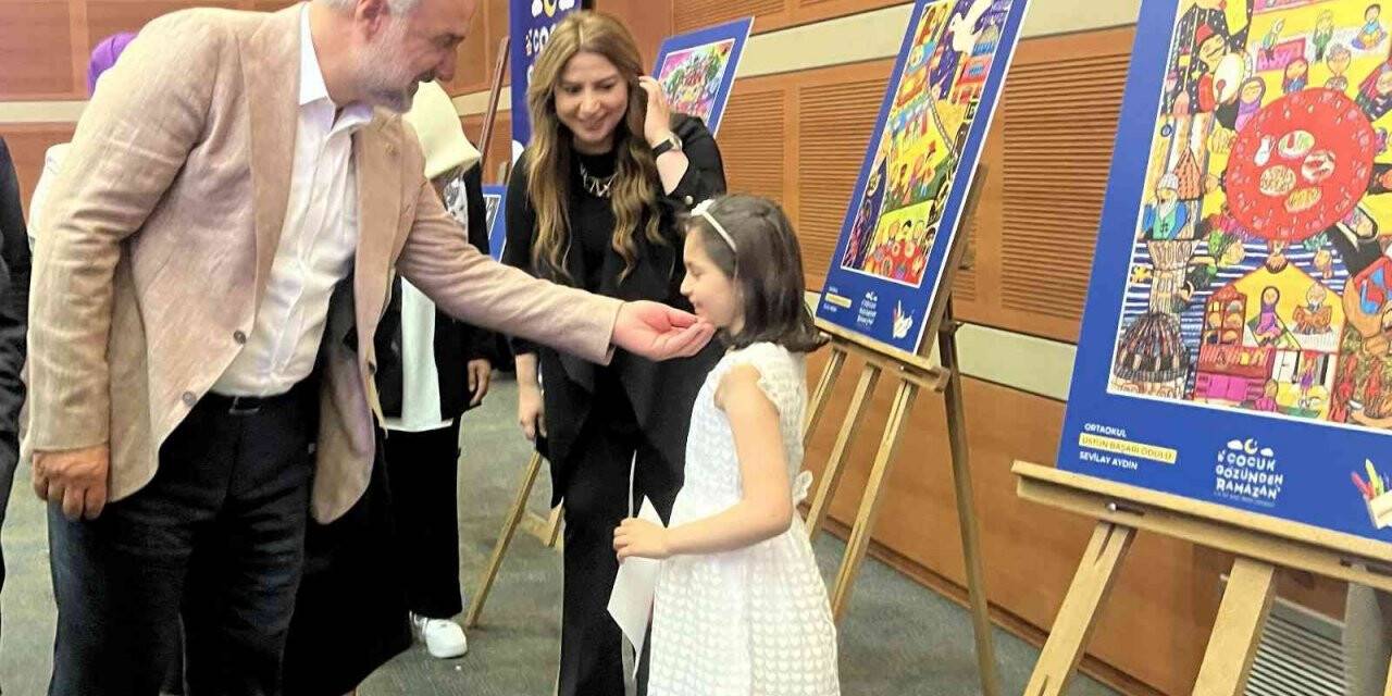 Çocuk Gözünden Ramazan yarışmasında dereceye giren çocuklara ödülleri verildi