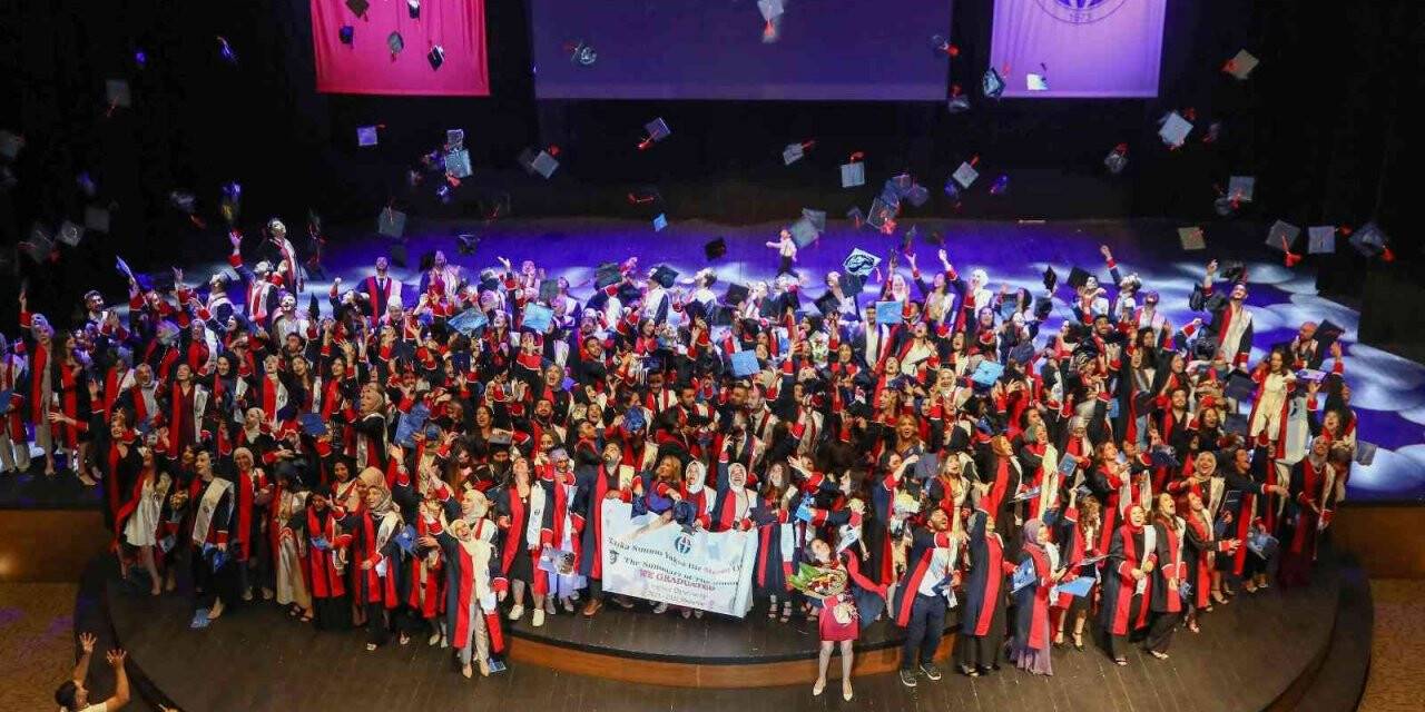 GAÜN Eğitim Fakültesi mezunları uğurlandı