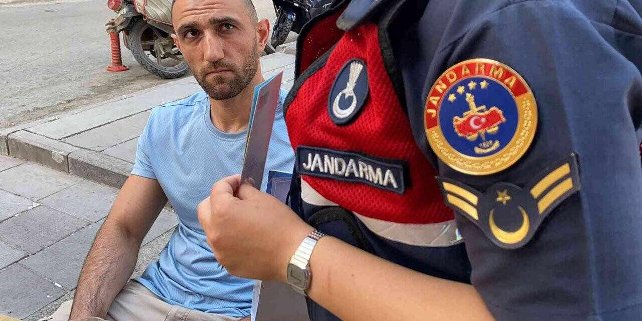 Ekipler sokak sokak gezip erkeklere KADES’i anlattı