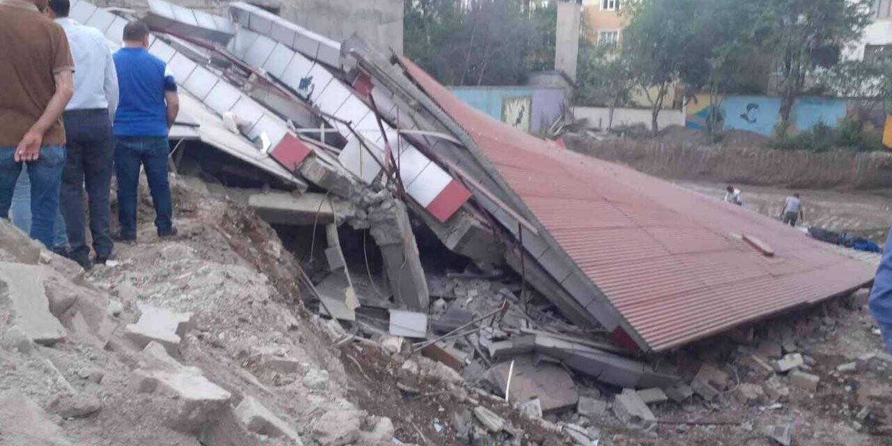 Adana’da 14 katlı bina çöktü