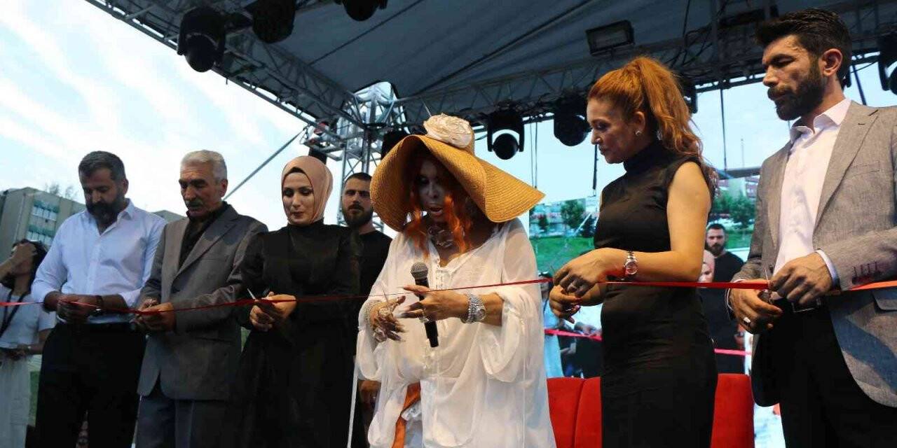 Maral fırtınaya yakalandı