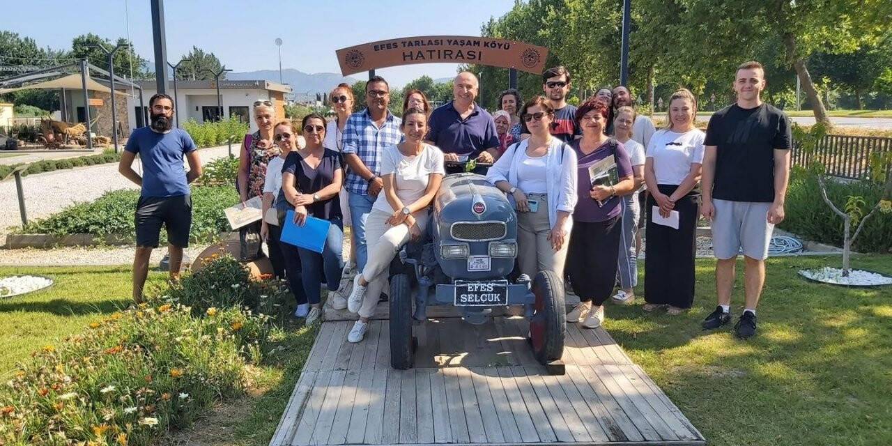 Efes Tarlası Yaşam Köyünde eğitimler sürüyor