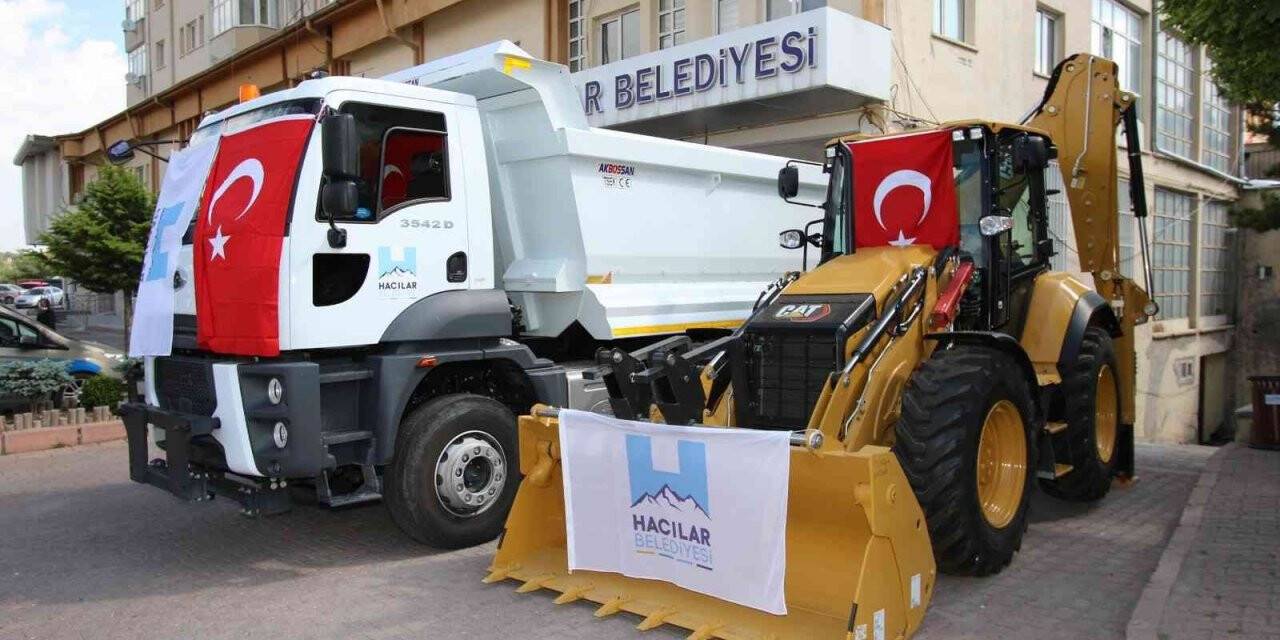 Başkan Özdoğan: “Araç filomuz genişliyor, hizmet kalitemiz artıyor”