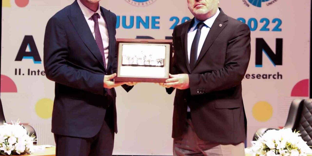 KAYÜ’de “II. Uluslararası Sanat ve Tasarım Araştırmaları Kongresi” düzenlendi