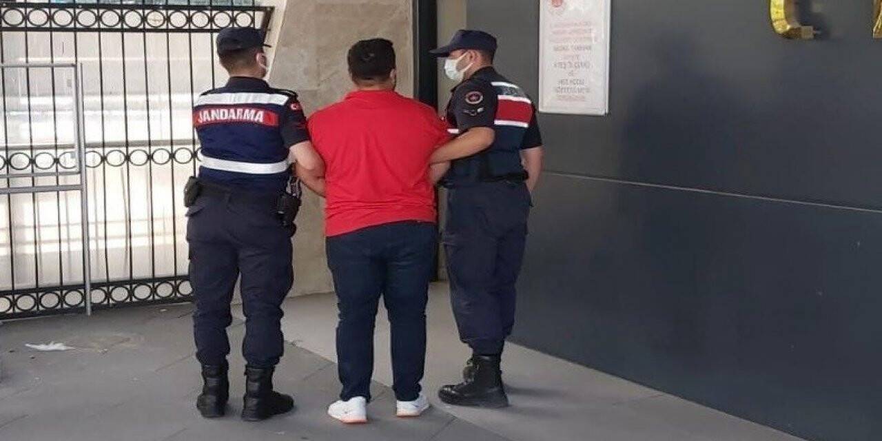 İzmir’de jandarmadan terör operasyonu: 6 gözaltı