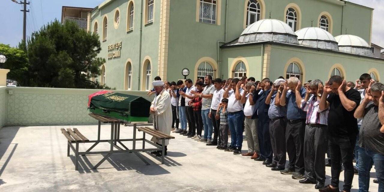 Takı kavgasında öldürülen kadın defnedildi