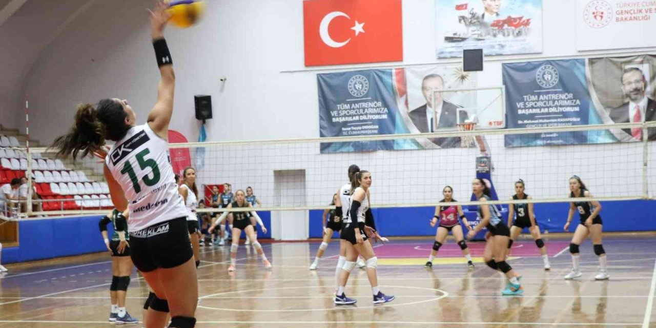 Voleybol Bölgesel Lig Finalleri, Aydın’ın ev sahipliğinde başladı