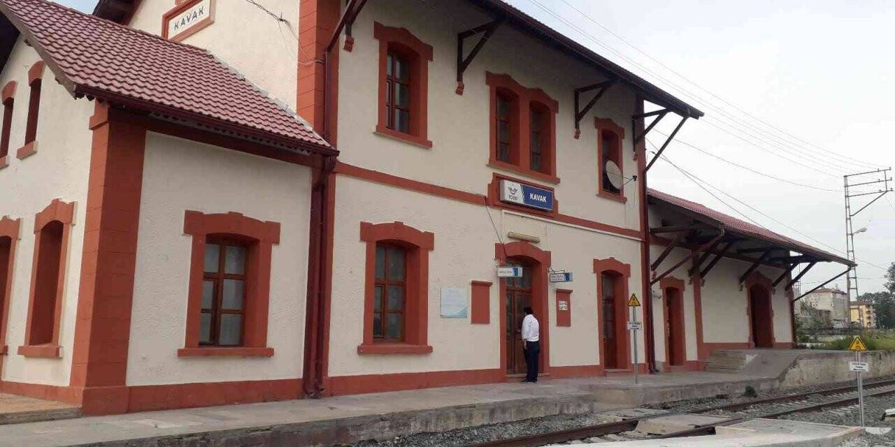 Kavak’a tren seferleri başlıyor