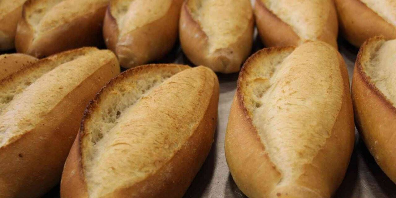 Türkiye Fırıncılar Federasyonu Başkanı: "Ülke genelinde ekmeğin kilogram fiyatı 20 liradan satılmaktadır"