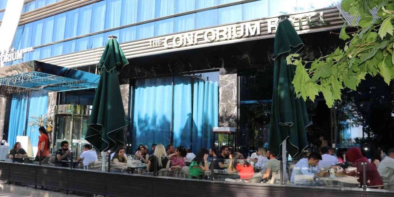 The Conforium Van Hotel gelen her misafirlerini en üst düzeyde ağırlıyor