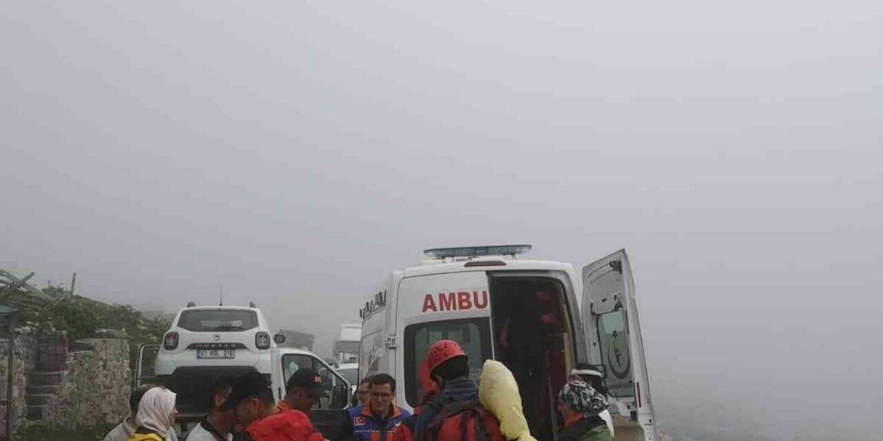 Kaçkar Dağları’nda başına taş düşerek yaralanan kadın dağcı kurtarıldı