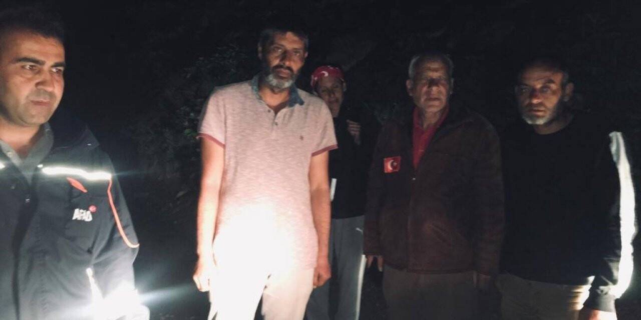 Pazarcıların benzinleri bitince yolda mahsur kaldılar