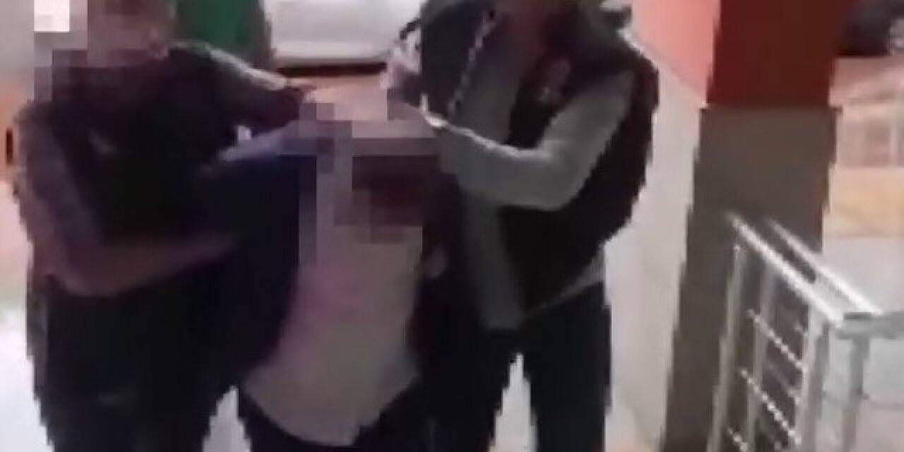 HDP’nin kongresinde salondakileri sözde ’Kürdistan şehitleri’ için saygı duruşuna davet eden şahıs tutuklandı