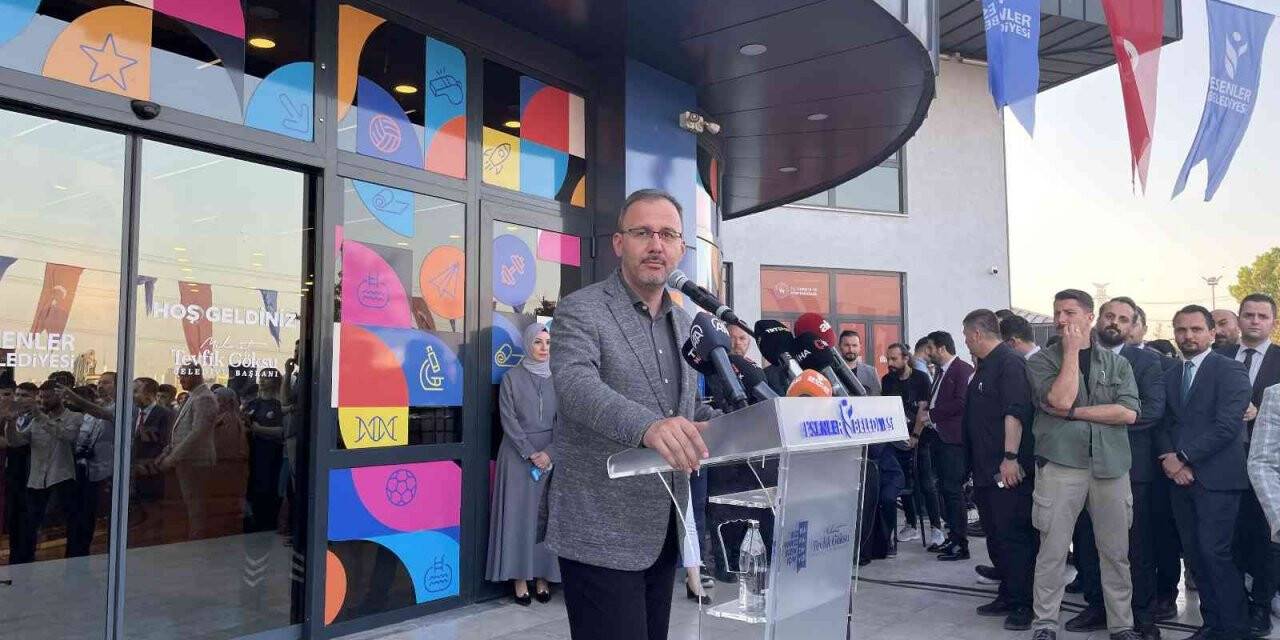 Bakan Kasapoğlu: “Gençlerimizle aramızdaki muhabbet çok güçlü, gençlerimizle aramıza hiçbir şer ve fitne odağını sokmayacağız”