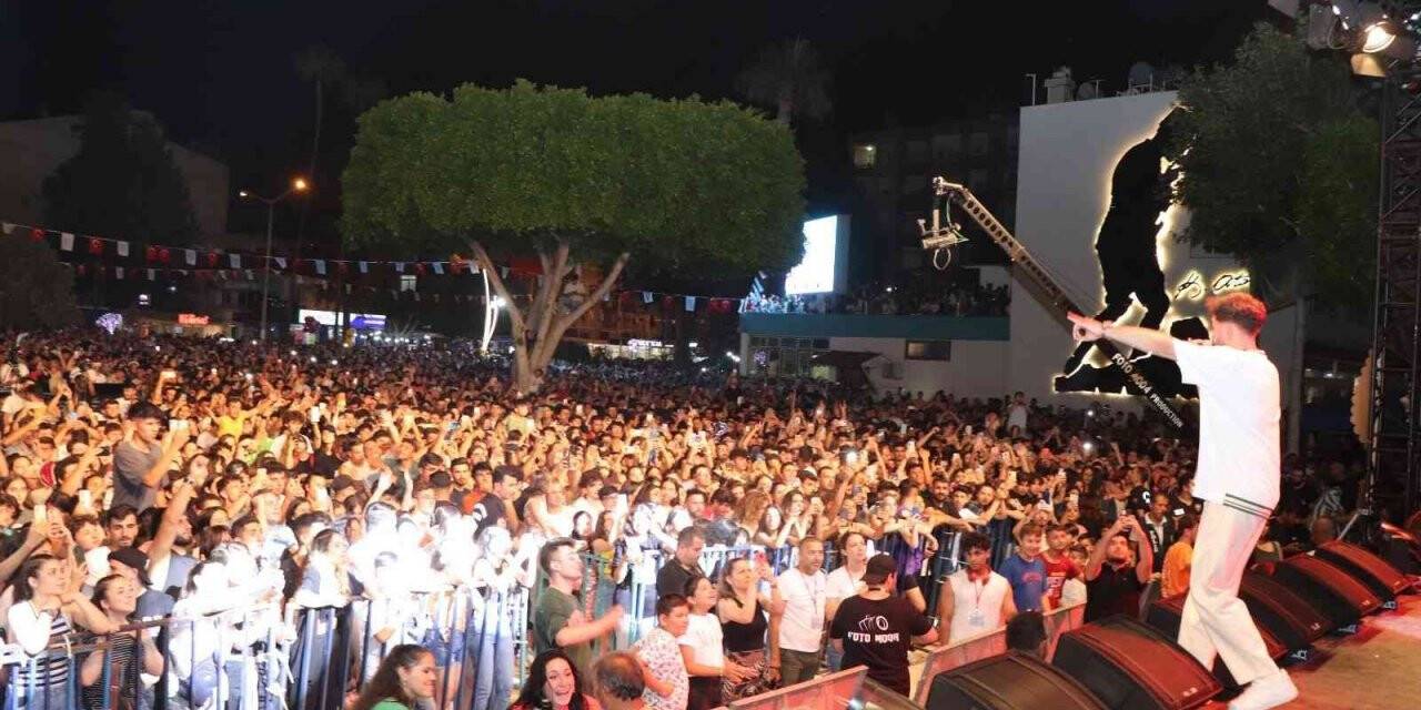 Sefo Silifke’de coşturdu