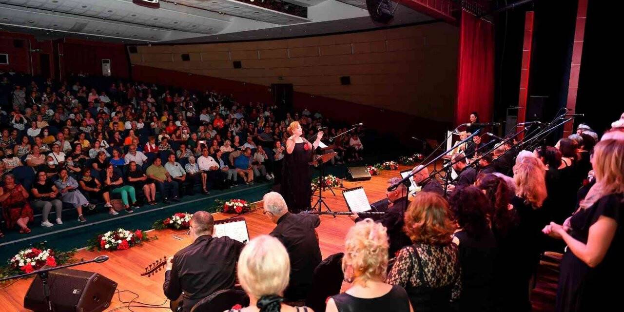 Gönülden Sesler Korosu ikinci konserini verdi