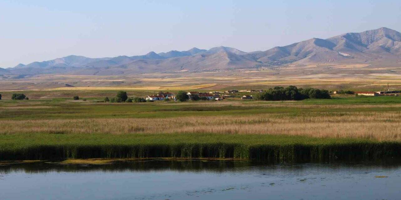 Balıkdamı fotoğraf tutkunlarını hayran bırakıyor