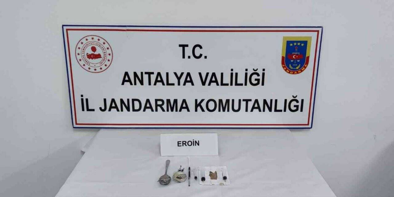 Gazipaşa’da uyuşturucudan aranan şahıs yakalandı