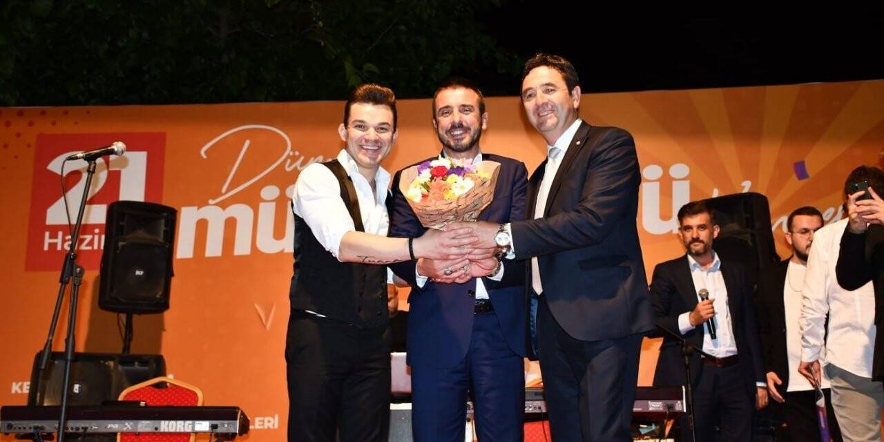 Kestel’de müzik coşkusu sokaklara taştı